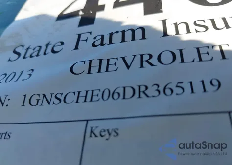 2013 Chevrolet Suburban 1500 Ls из США, поврежденный, VIN 1GNSCHE06DR365119